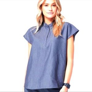 Figs Rare currently discontinued color Heather Denim Rafael scrub top. XXS.